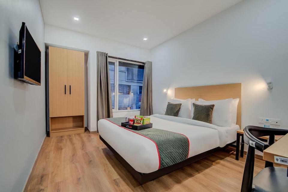 Hotel Town Plaza Pune Luaran gambar