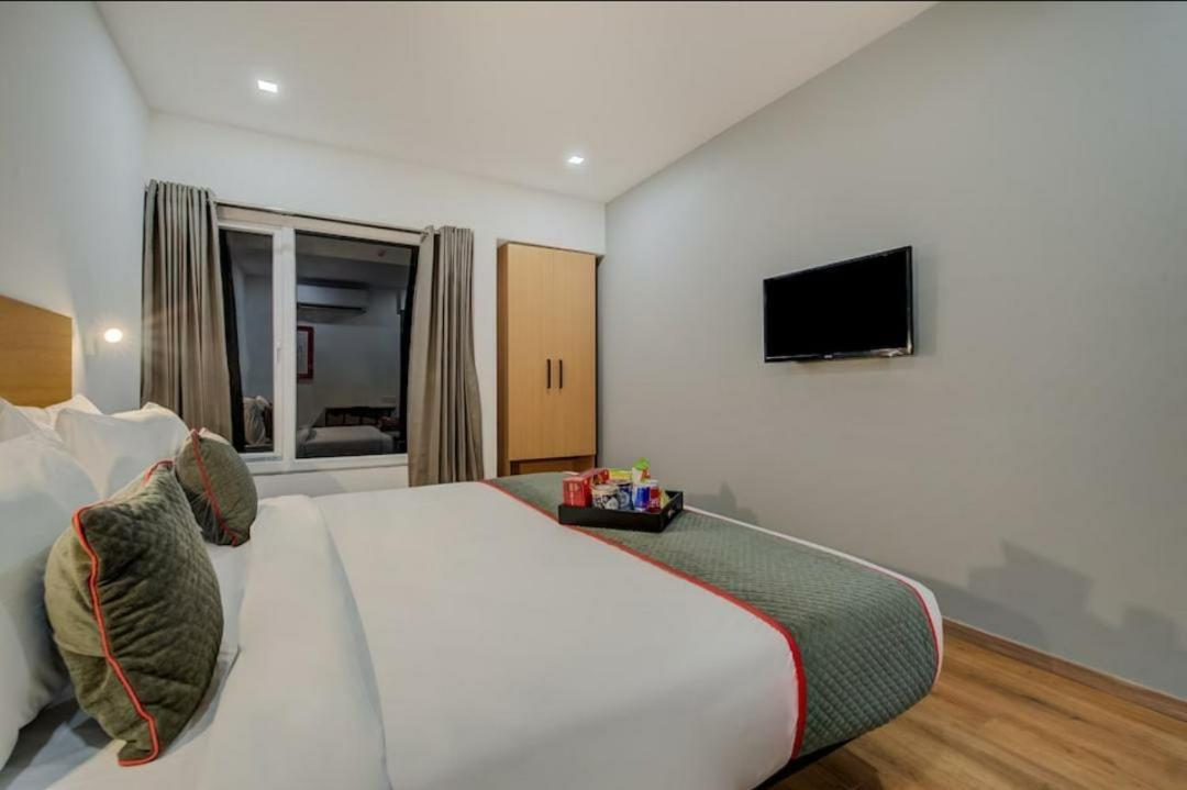 Hotel Town Plaza Pune Luaran gambar